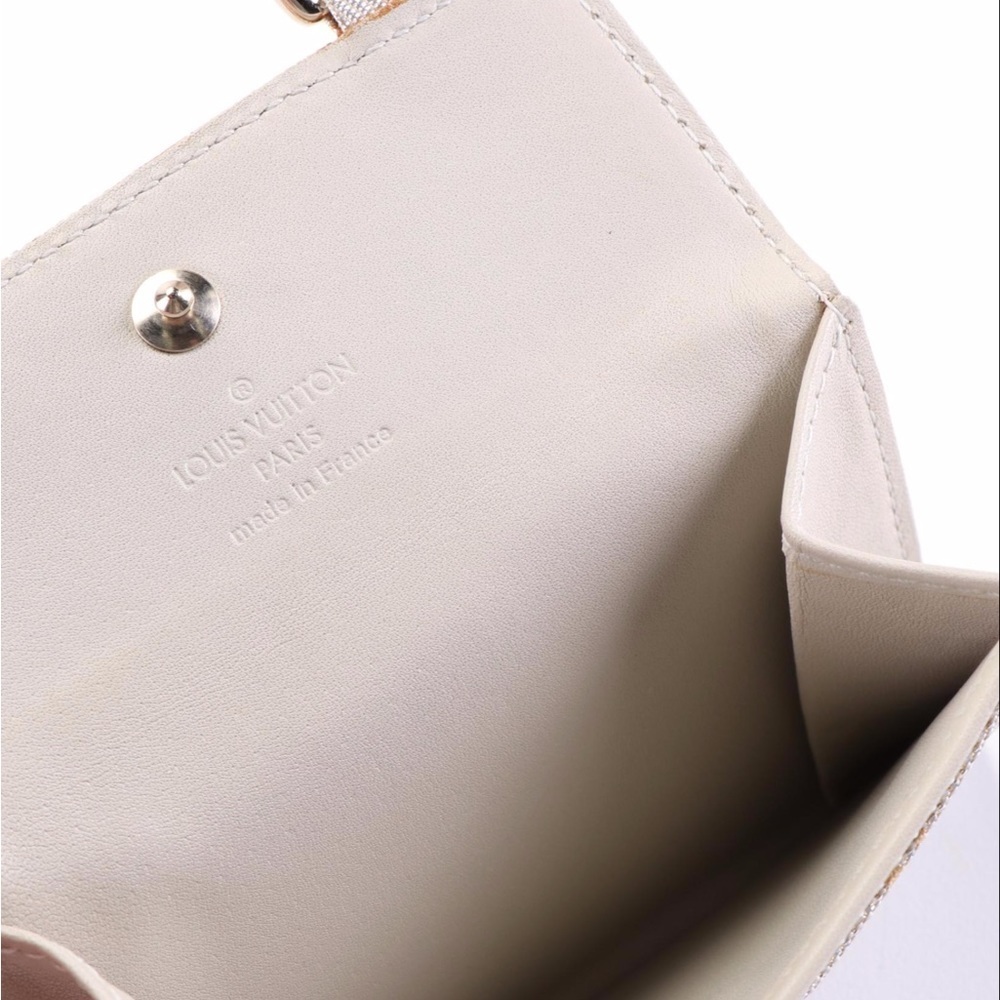 [Louis Vuitton] authentic Gold and Cream Key & Card‎ Holder - Picture 6 of 6